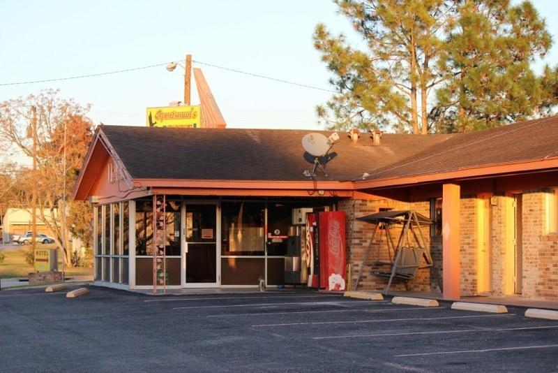 Sportsman'S Motel Eagle Lake 외부 사진