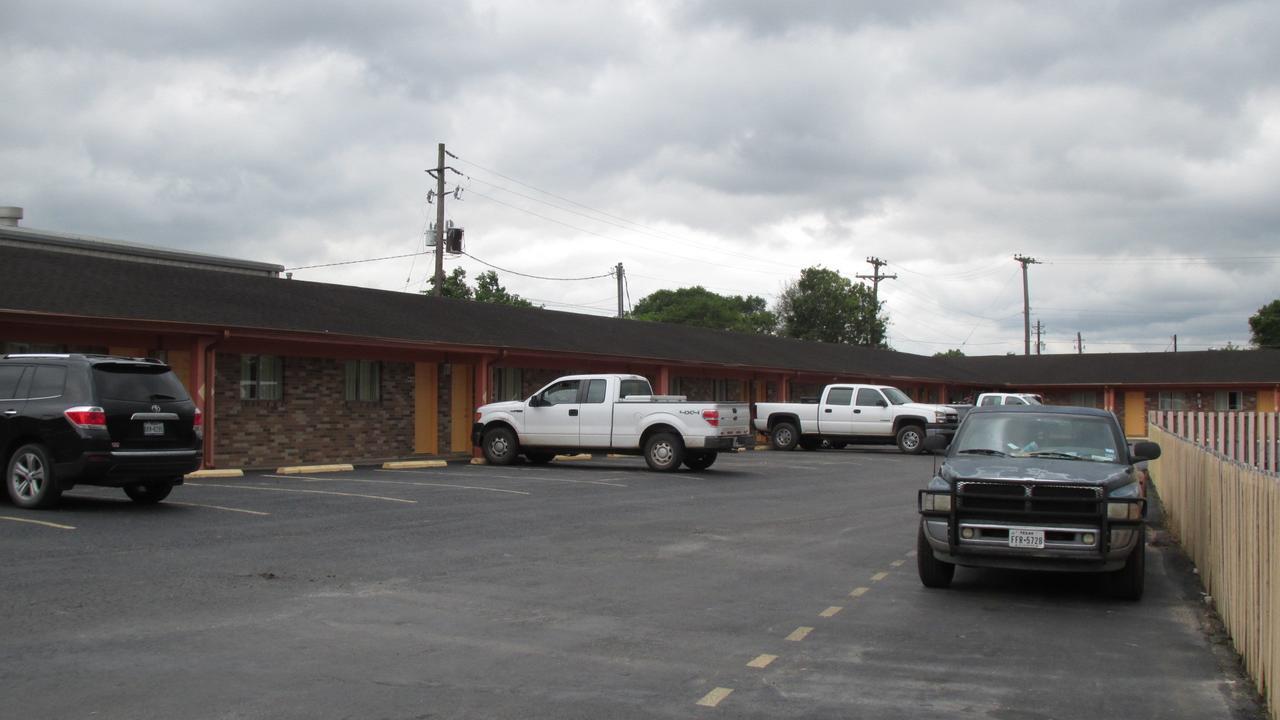 Sportsman'S Motel Eagle Lake 외부 사진